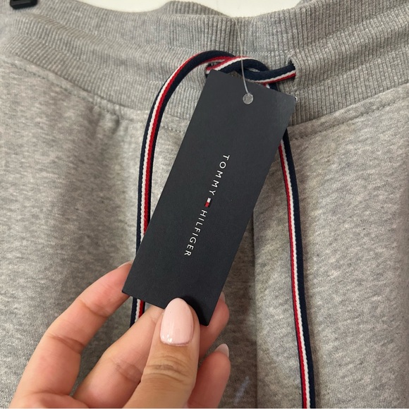 NWT Tommy Hilfiger Drawstring Sweatpants - Picture 5 of 7